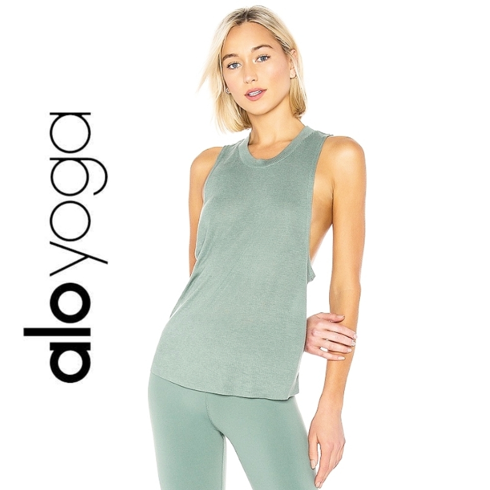 Alo yoga "heat wave" muscle tee ribbed tank green
